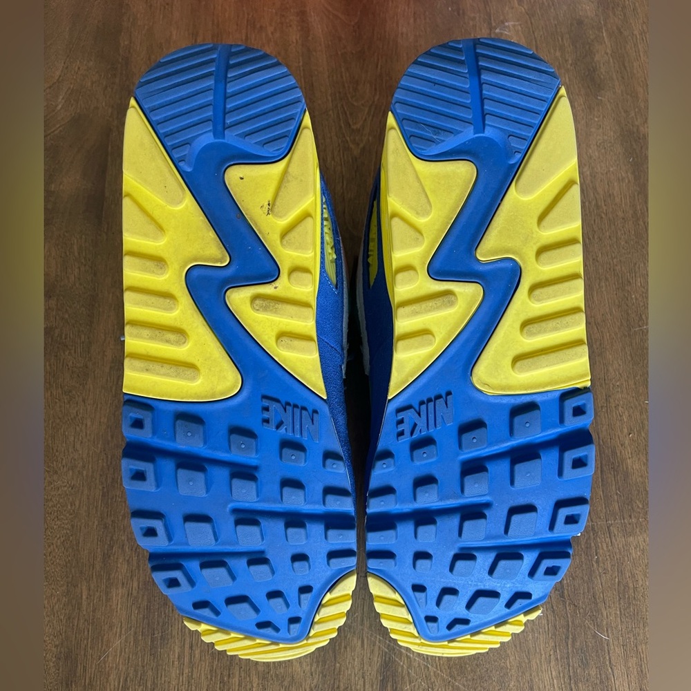 Nike Air Max 90 Viotech Men’s Sneaker Size 11 - Picture 3 of 6